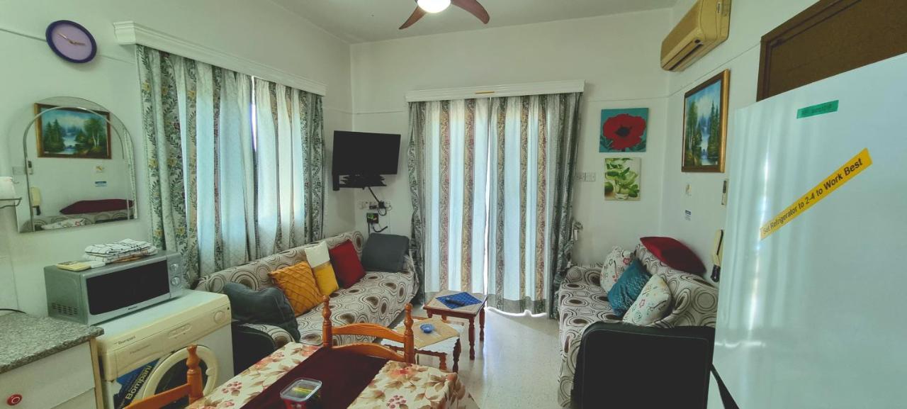 Astrofegia Apartments Near The Sea Agia Marina  Exterior foto